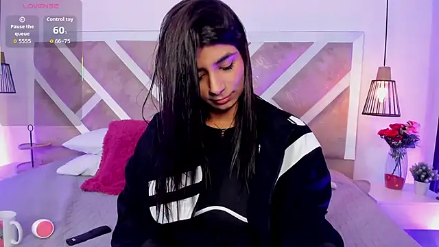 ZiaCalifa online show from 04-13-26, 11:47