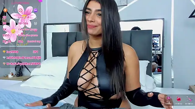 Snapshot of ZiaCalifa chatting on 03-04-25, 04:20 ZiaCalifa online show from 03-04-25, 04:20