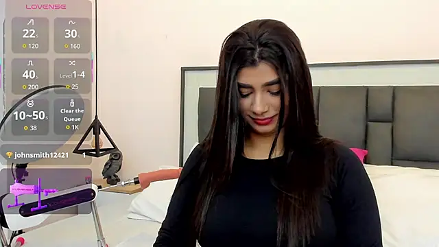 Snapshot of ZiaCalifa chatting on 10-10-25, 12:06 ZiaCalifa online show from 10-10-25, 12:06