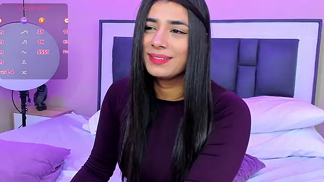 Snapshot of ZiaCalifa chatting on 09-18-25, 12:19 ZiaCalifa online show from 09-18-25, 12:19