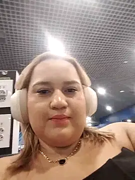 MinaBoss online show from 09-12-25, 01:17