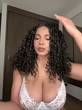 Mariecurl online show from 10-31-25, 12:29