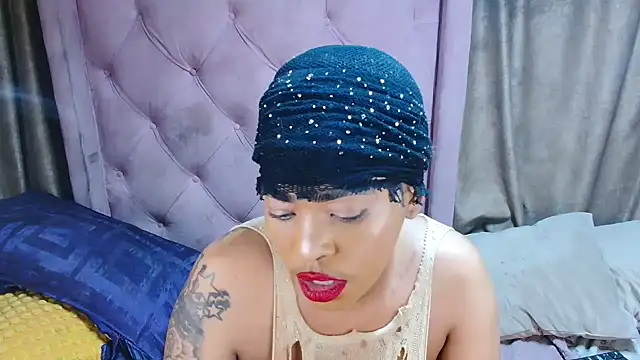 AFRICANGODDESSXXX online show from 11-07-25, 04:28