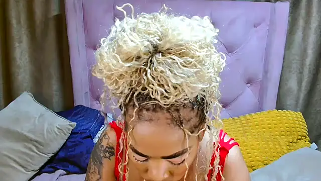 AFRICANGODDESSXXX online show from 10-03-25, 11:39