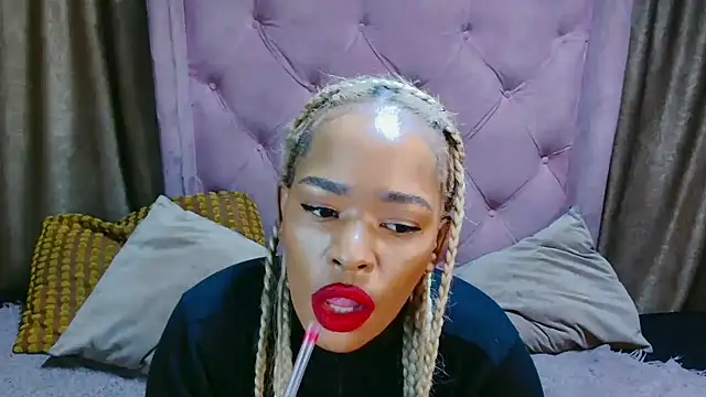 AFRICANGODDESSXXX online show from 06-18-26, 09:42