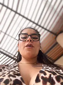 Snapshot of Insane_Issa chatting on 02-28-25, 06:52 Insane Issa online show from 02-28-25, 06:52