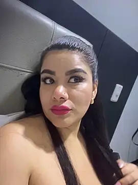 Snapshot of Insane_Issa chatting on 02-16-25, 03:59 Insane Issa online show from 02-16-25, 03:59