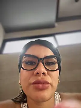 Snapshot of Insane_Issa chatting on 03-08-25, 10:02 Insane Issa online show from 03-08-25, 10:02