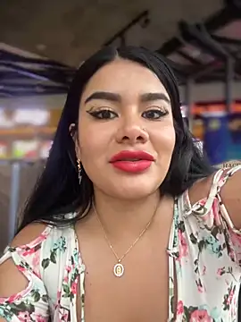 Snapshot of Insane_Issa chatting on 03-09-25, 09:36 Insane Issa online show from 03-09-25, 09:36