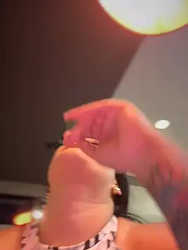 Snapshot of Insane_Issa chatting on 03-09-25, 01:25 Insane Issa online show from 03-09-25, 01:25