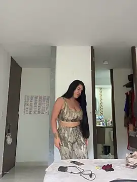 Snapshot of Insane_Issa chatting on 09-30-25, 03:18 Insane Issa online show from 09-30-25, 03:18