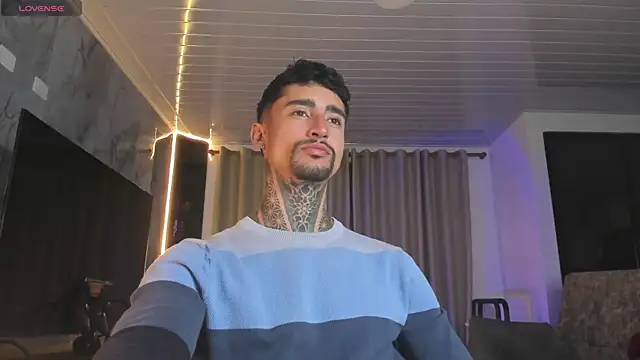 Snapshot of Mark_Kamper chatting on 10-29-25, 11:25 Mark Kamper online show from 10-29-25, 11:25