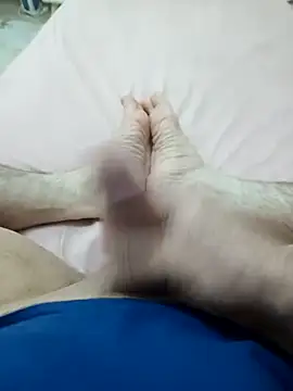 Hardapple01 online show from 02-04-25, 02:28