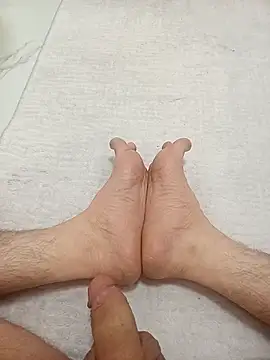 Hardapple01 online show from 03-15-26, 09:22