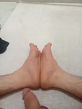 Hardapple01 online show from 03-23-26, 12:33