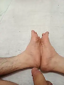 Hardapple01 online show from 03-19-26, 03:34