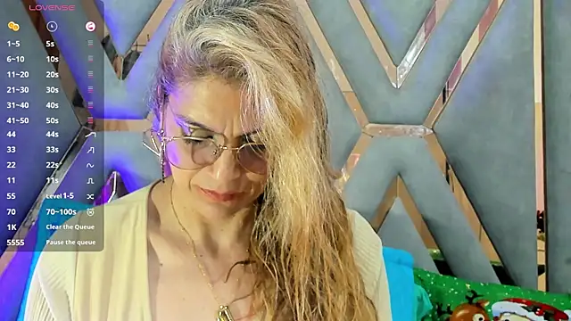 Esmeralda oikos online show from 12-20-25, 08:55