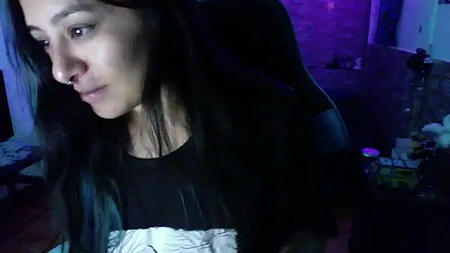 AngelaQueen  online show from 10-15-25, 06:05