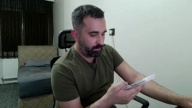 Snapshot of tgltplsr chatting on 03-01-26, 10:10 tgltplsr online show from 03-01-26, 10:10