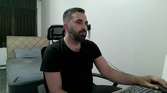 Snapshot of tgltplsr chatting on 02-08-26, 09:34 tgltplsr online show from 02-08-26, 09:34