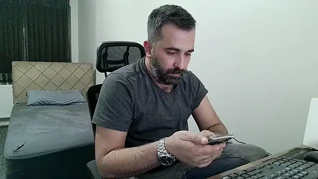 Snapshot of tgltplsr chatting on 02-10-26, 09:25 tgltplsr online show from 02-10-26, 09:25