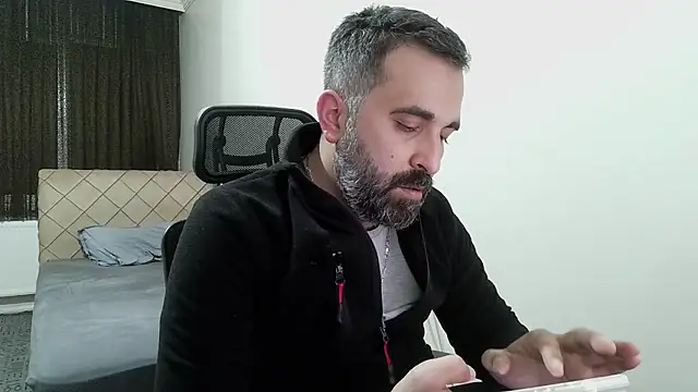 tgltplsr online show from 03-08-26, 07:50