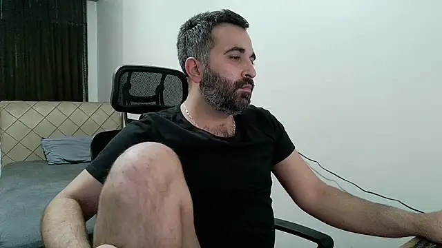 Snapshot of tgltplsr chatting on 01-31-26, 10:41 tgltplsr online show from 01-31-26, 10:41