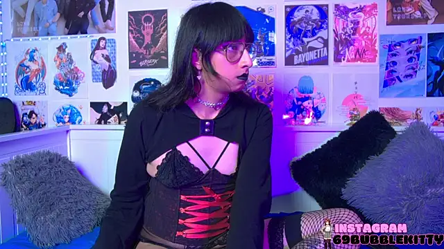 snowblack  online show from 03-05-25, 04:02