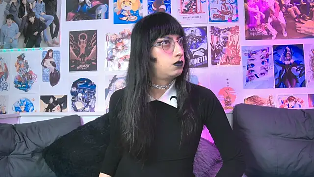 snowblack  online show from 10-27-25, 04:41