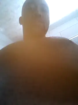 Snapshot of Stormward chatting on 11-30-25, 08:37 Stormward online show from 11-30-25, 08:37