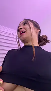 Snapshot of LunaBaker-1 chatting on 02-26-26, 06:02 LunaBaker-1 online show from 02-26-26, 06:02