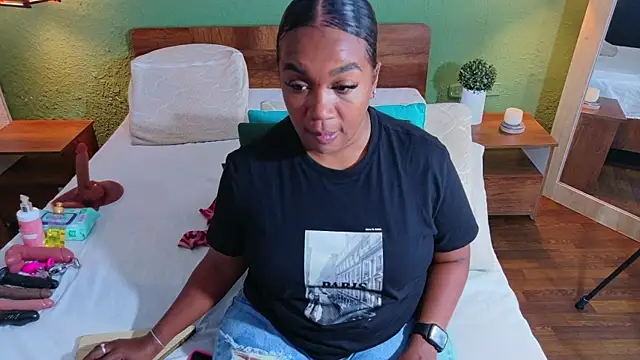 Snapshot of dannaahbrown chatting on 07-07-26, 04:32 dannaahbrown online show from 07-07-26, 04:32