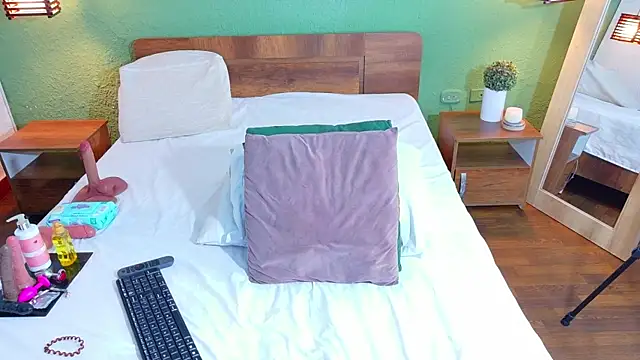 dannaahbrown online show from 12-02-25, 04:30