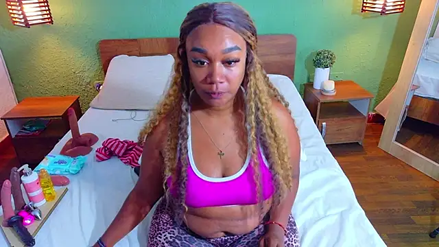 dannaahbrown online show from 04-05-26, 01:23