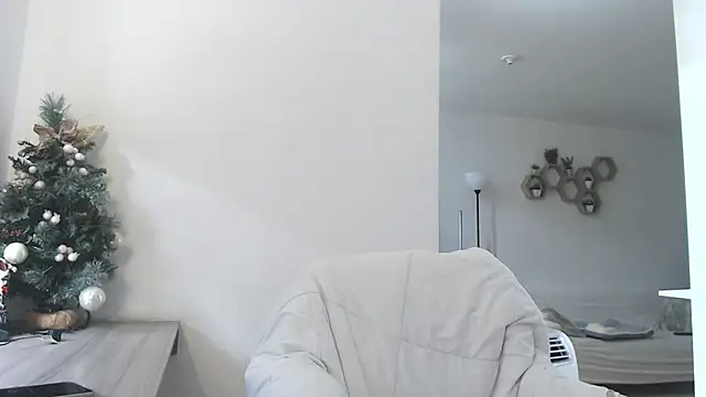 MIYESSI online show from 02-05-26, 02:02