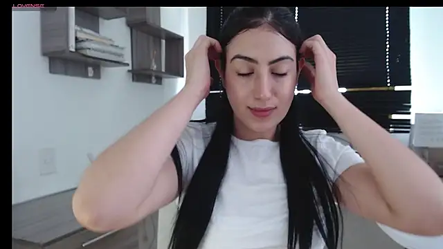 MIYESSI online show from 03-08-25, 07:42