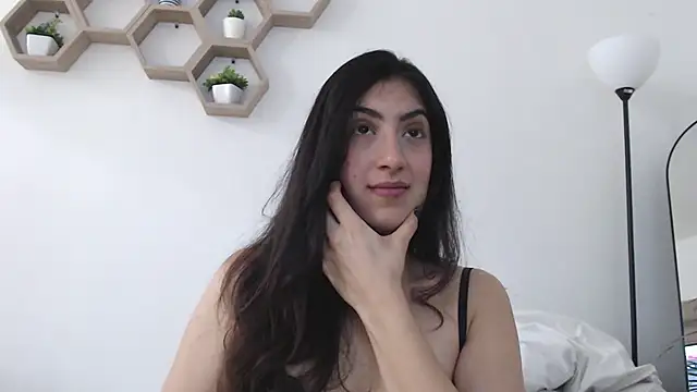 MIYESSI online show from 02-21-26, 03:25