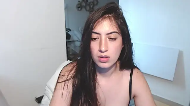 MIYESSI online show from 04-15-26, 07:58