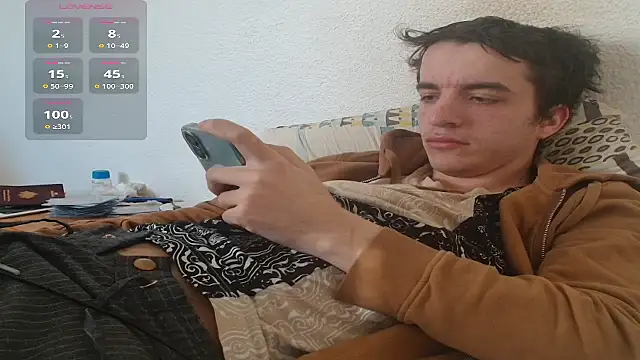 Tombgy07 online show from 03-12-26, 09:13