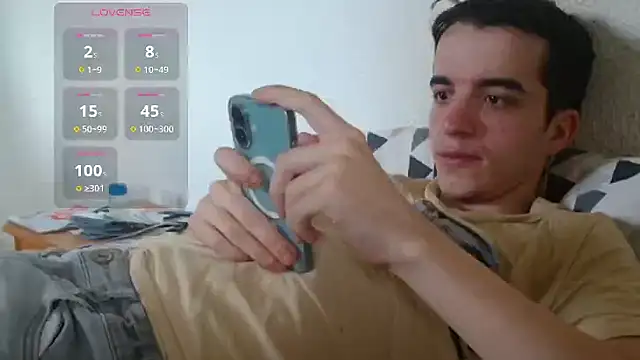 Tombgy07 online show from 04-18-26, 05:04