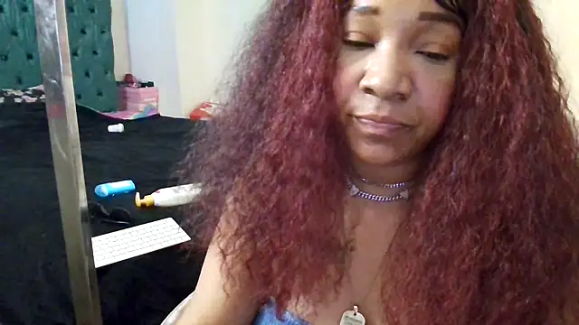 YasmineMinaj online show from 01-18-26, 11:19