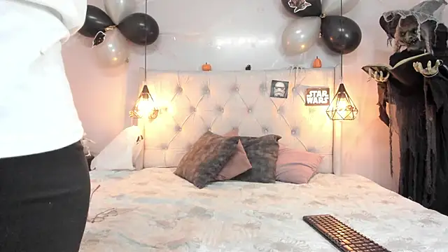 SakuraLee  online show from 10-27-25, 01:45