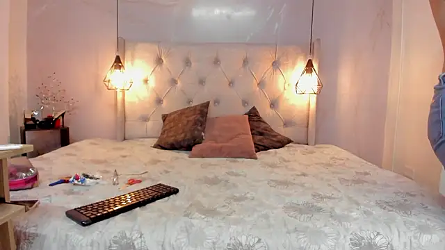 SakuraLee  online show from 02-05-26, 11:50