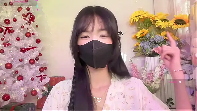 Your-Sunshine online show from 11-17-25, 06:28