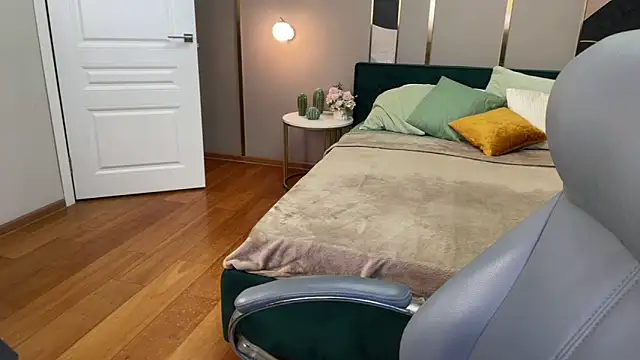 anita blairr online show from 04-06-26, 01:01