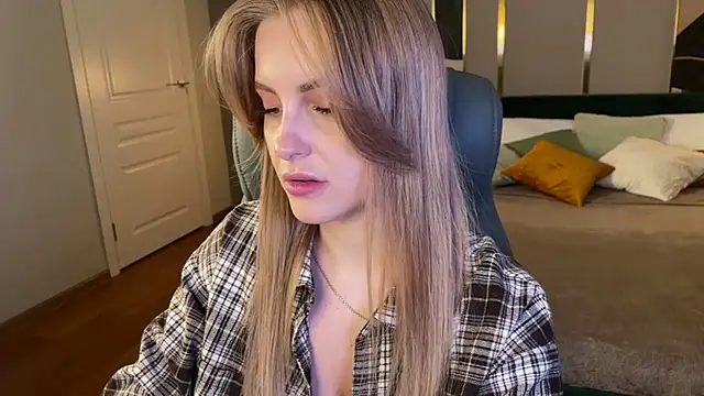 anita blairr online show from 04-18-26, 01:08