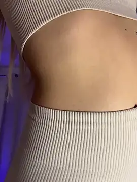 Snapshot of KittyKatyDream chatting on 01-29-25, 07:43 KittyKatyDream online show from 01-29-25, 07:43