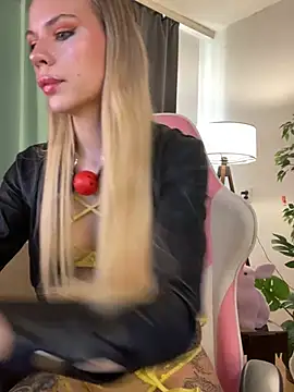 KittyKatyDream online show from 04-07-26, 04:09