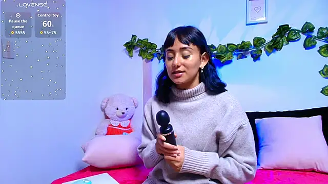 Snapshot of tati_cardenas chatting on 09-13-25, 04:34 tati cardenas online show from 09-13-25, 04:34