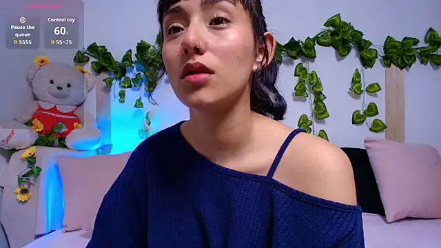 tati cardenas online show from 11-27-25, 04:35